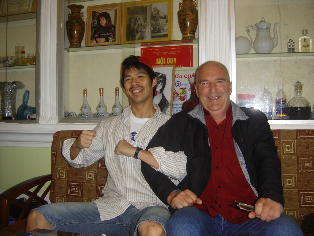 Sunny Fine Guesthouse Hue Bagian luar foto